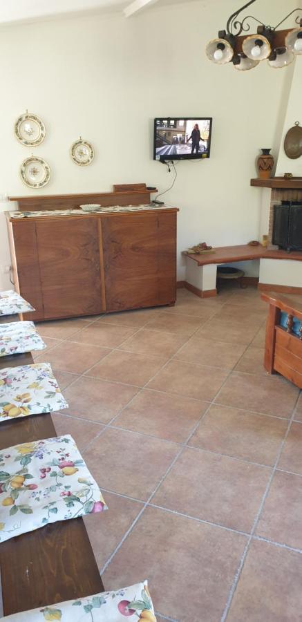 Casa Vacanza Etna Evergreen Vila Piedimonte Etneo Exterior foto